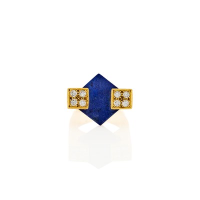 Lot 1176 - Gold, Lapis and Diamond Ring
