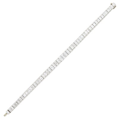 Lot 173 - Platinum and Diamond Bracelet
