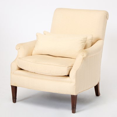 Lot 643 - Upholstered Club Chair