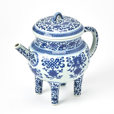 Lot 77 - A Chinese Blue And White Porcelain Kettle and Cover