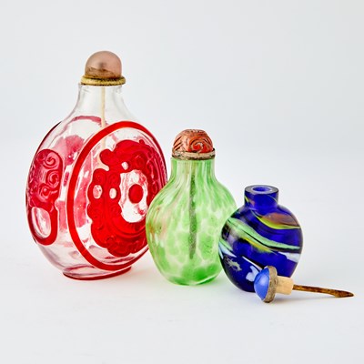 Lot 12 - Five Chinese Glass Snuff Bottles