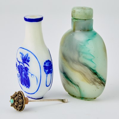 Lot 12 - Five Chinese Glass Snuff Bottles
