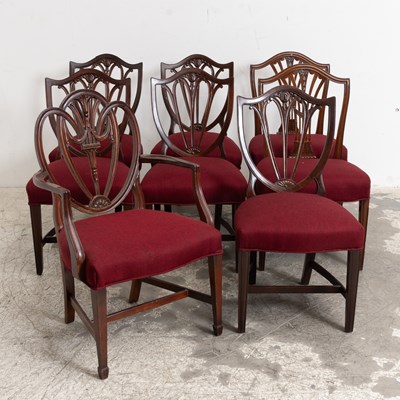 Lot 30 - Assembled Set of Eight Federal Style Mahogany Dining Chairs
