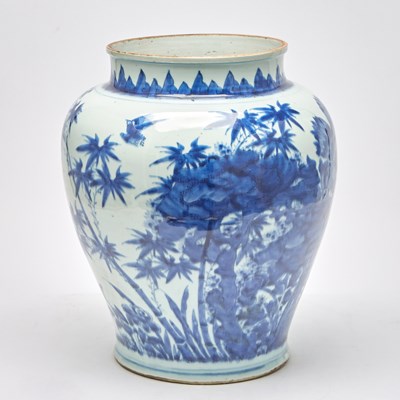 Lot 514 - A Large Chinese Blue and White Porcelain Jar