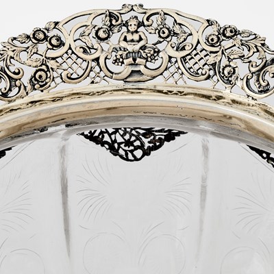 Lot 126 - George V Sterling Silver and Etched Glass Centerpiece Bowl