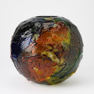 Lot 434 - Gae Aulenti for Venini Hand-Blown Glass "Geacolor" Vase