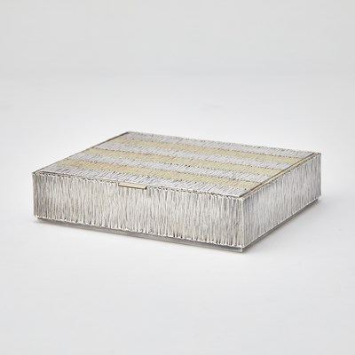 Lot 325 - Elizabeth II Sterling Silver Jewelry Box