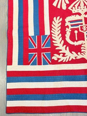 Lot 6 - Pieced and Appliqued Cotton Hawai'ian Pre-Statehood Flag Quilt
