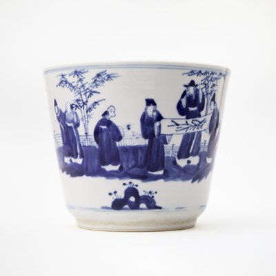 Lot 622 - A Chinese Blue and White Porcelain Planter