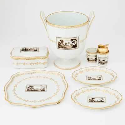 Lot 631 - Group of Ginori Porcelain "Fiesole" Pattern Table Articles
