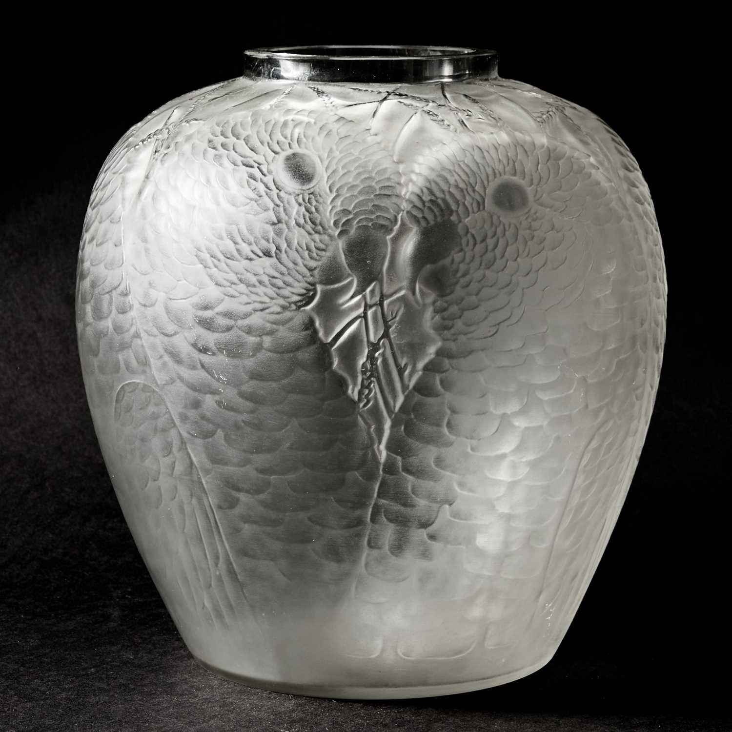 Lot 281 - R. Lalique Molded Glass "Alicante" Vase