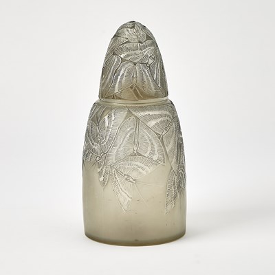 Lot 274 - R. Lalique Molded Opalescent Glass "Papillons" Brûle-Parfums