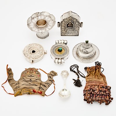 Lot 306 - A Group of Tibetan Ritual Objects