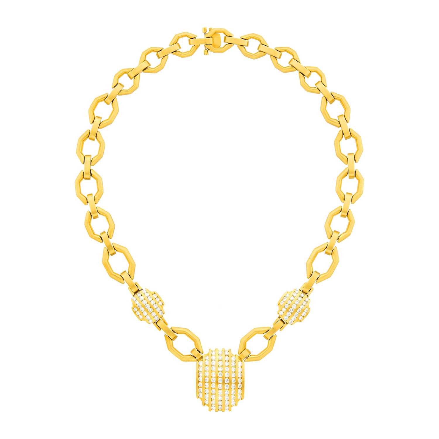 Lot 149 - Gold and Diamond Necklace