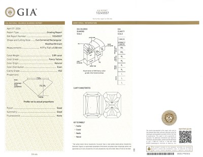 Lot 139 - Gold, Fancy Yellow Diamond and Diamond Ring