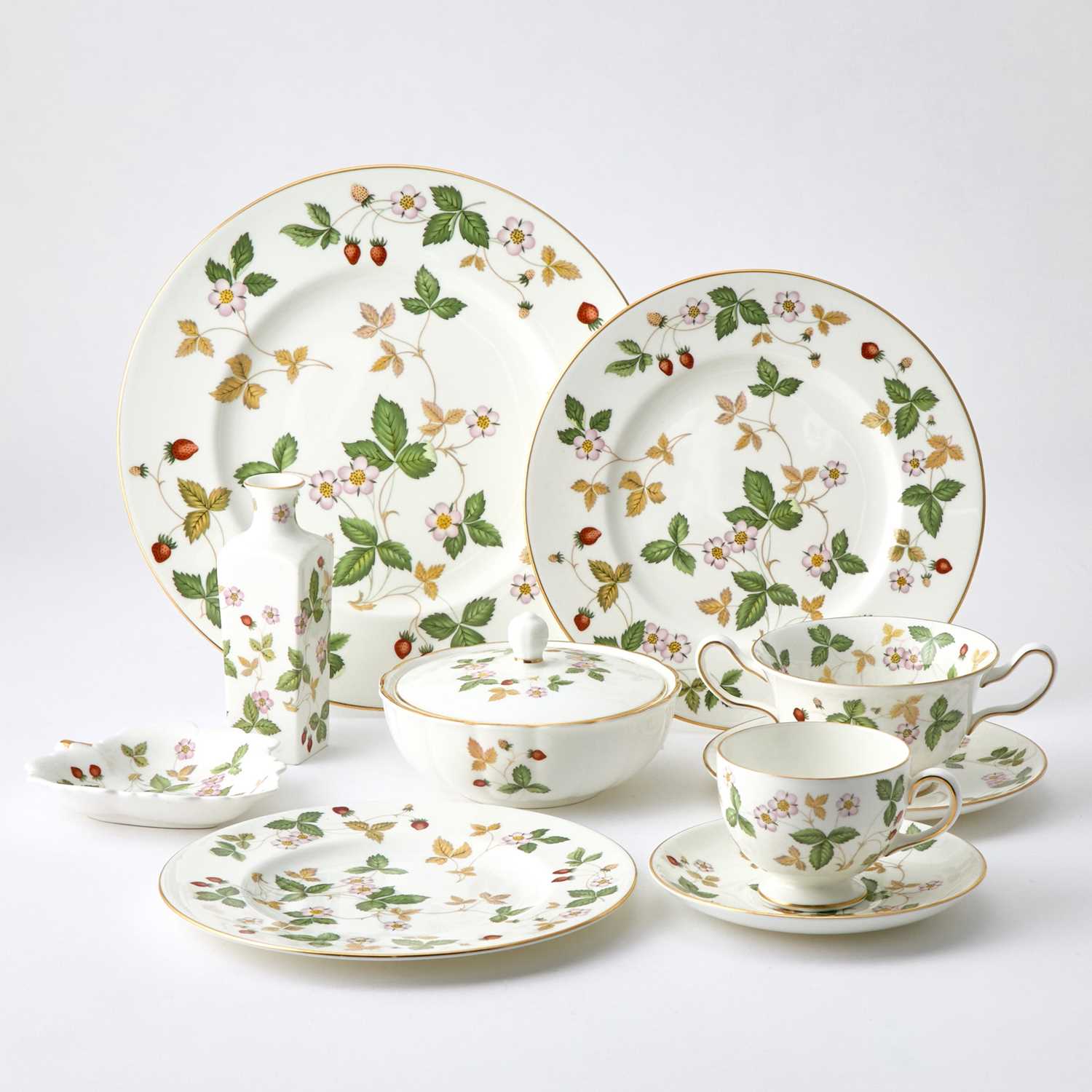 Lot 177 - Wedgwood Porcelain "Wild Strawberry" Pattern Partial Dinner Service