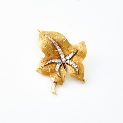 Lot 81 - Diamond Pin, 18 diamonds about 0.30 ct., 18K 9 dwt.