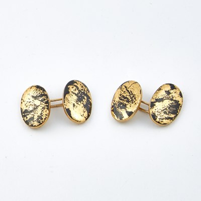 Lot 117 - Two Gold and Enamel Cuff Links, 14K 9 dwt. all