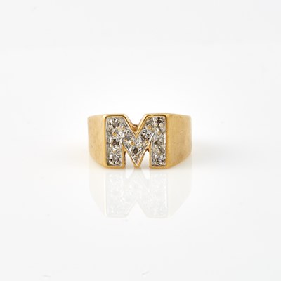 Lot 224 - Diamond Initial Ring, 14K 2 dwt.