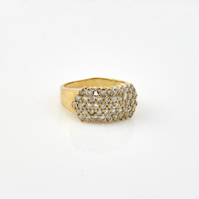Lot 321 - Gold and Stone Ring, 10K 2 dwt. all, stones missing