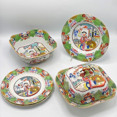 Lot 1167 - Mason's Ironstone "Green Mandarin" or "Chinoiserie" Pattern Dinner Service