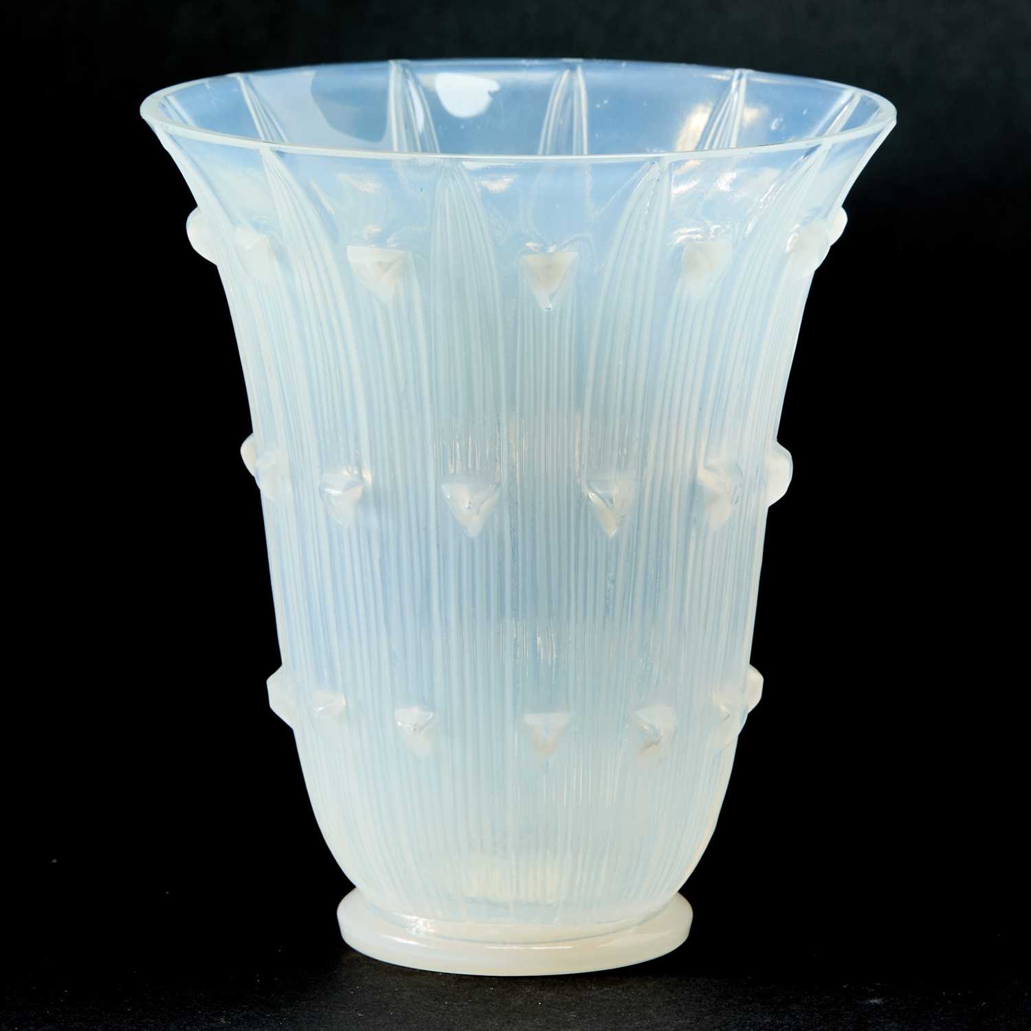 Lot 242 - R Lalique Molded Glass Vase: Bellis