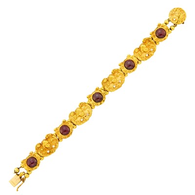 Lot 1048 - Art Nouveau Gold, Cabochon Garnet and Diamond Bracelet
