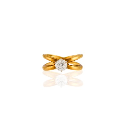 Lot 1050 - Tiffany & Co. Gold, Platinum and Diamond Ring