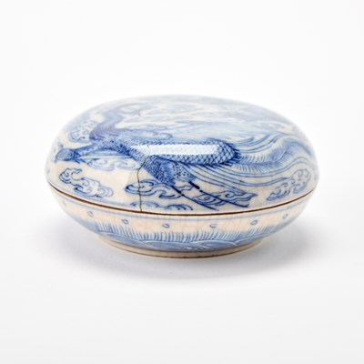 Lot 437 - A Chinese Blue and White Porcelain Covered Paste Box