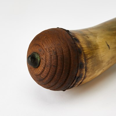 Lot 3 - An American Revolution map-engraved powder horn dated from Ticonderoga in 1777