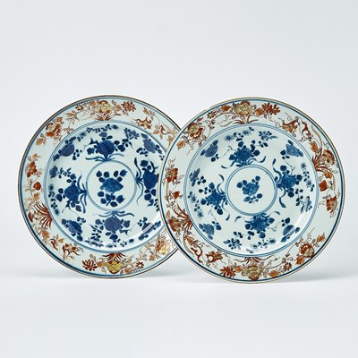 Lot 99 - Two Chinese Export Porcelain Imari Plates