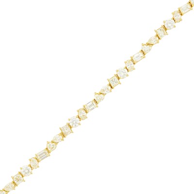 Lot 142 - Gold and Diamond Bracelet