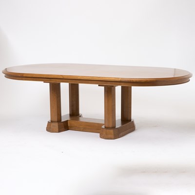 Lot 303 - Art Deco Style Oak Dining Table