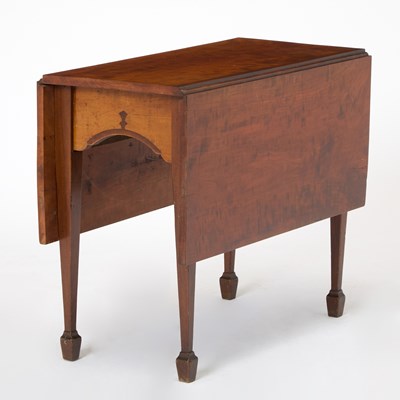 Lot 278 - George III Provincial Birchwood and Mahogany Dropleaf Table