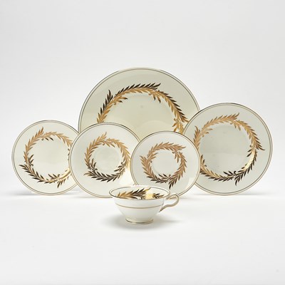 Lot 322 - Minton's Porcelain 'Malta' Pattern Partial Service