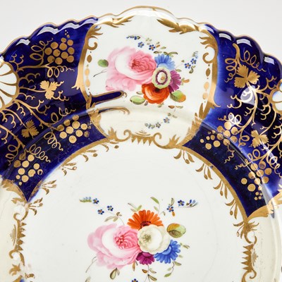 Lot 149 - English Porcelain Blue-Ground Soup Tureen, Cover and Stand