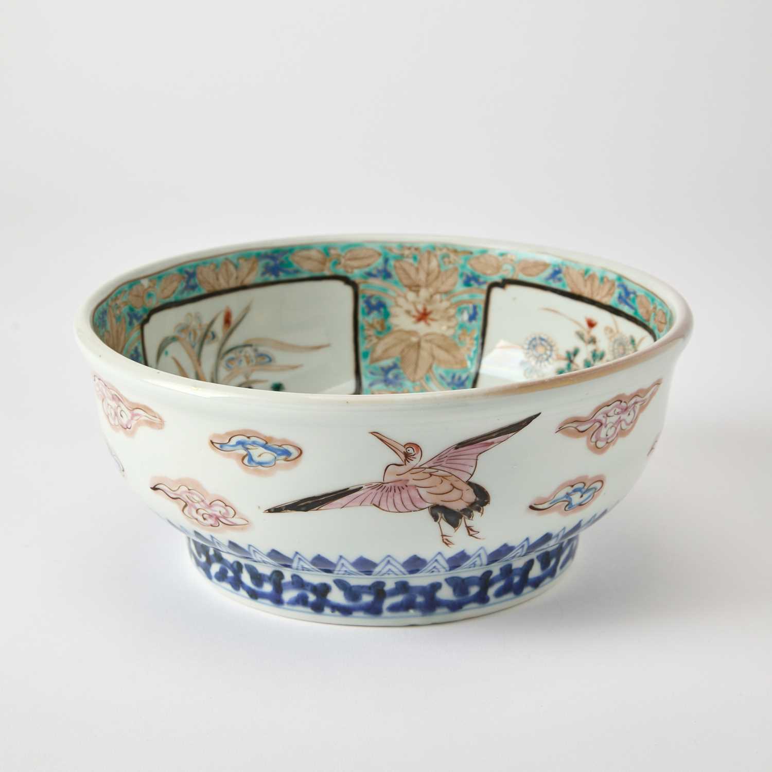 Lot 116 - Japanese Arita Porcelain Bowl