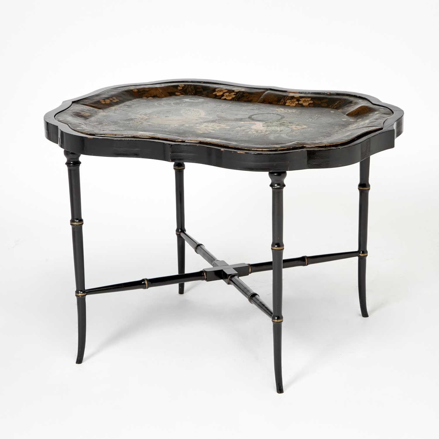 Lot 118 - Painted and Parcel Gilt Tole Tray
