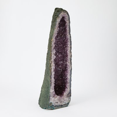 Lot 367 - Amethyst Geode