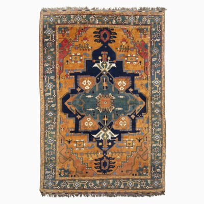 Lot 253 - Serapi-Style Carpet