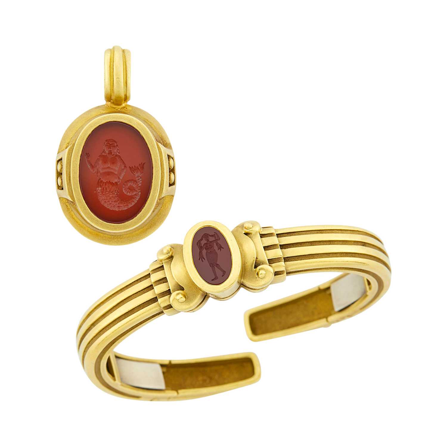 Lot 152 - Barry Kieselstein-Cord Gold and Carnelian Intaglio Bangle Bracelet and Pendant