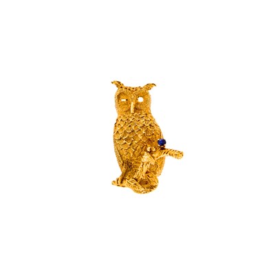 Lot 1061 - Gold, Diamond and Sapphire Owl Brooch