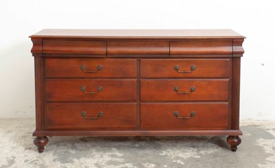 Lot 399 - Ethan Allen Fruitwood Chest of Drawers