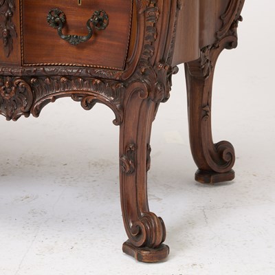 Lot 188 - George II/III Style Carved Mahogany Bombé Commode