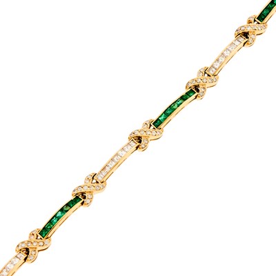 Lot 1224 - Gold, Emerald and Diamond Bracelet