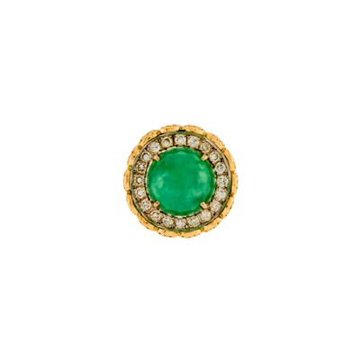 Lot 1017 - Gold, Jade and Diamond Ring