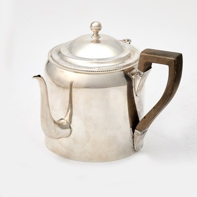 Lot 96 - George III Sterling Silver Argyle