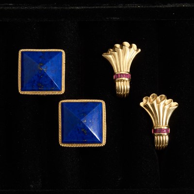 Lot 367 - Two Pairs of 14KT Gold Earclips