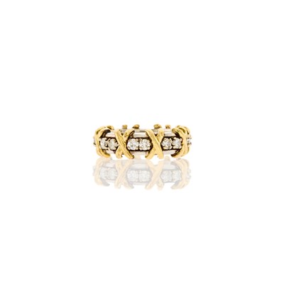 Lot 2005 - Platinum, Gold and Diamond Band Ring