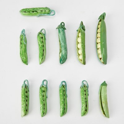 Lot 413 - Eleven Chelsea Porcelain Pea Pods